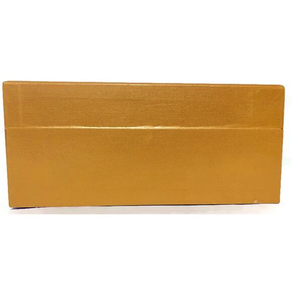 Camel Family Figurines Set of Three Pieces With Storage Box - Picture 16 of 16